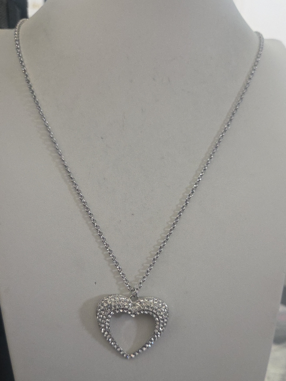 Paparazzi Cupid Charisma White  Necklace NWT